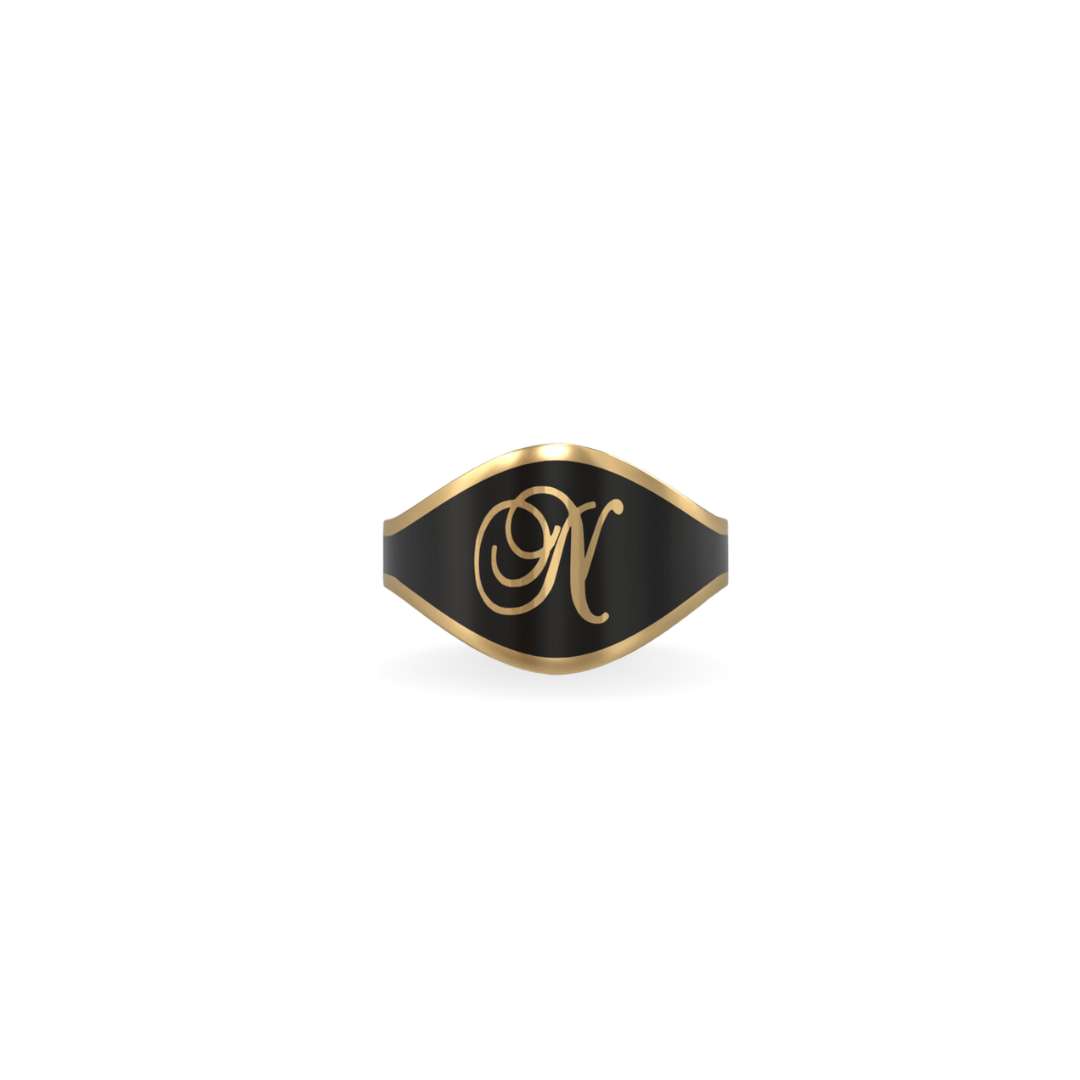 Cigar Band Initial Ring in Black Night | 18K Gold