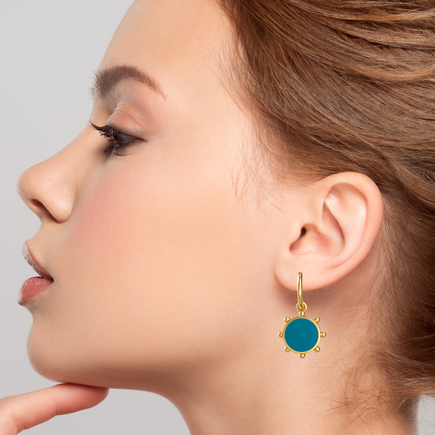 Orbit Reversible Charm Earrings in Black Night | 18K Gold