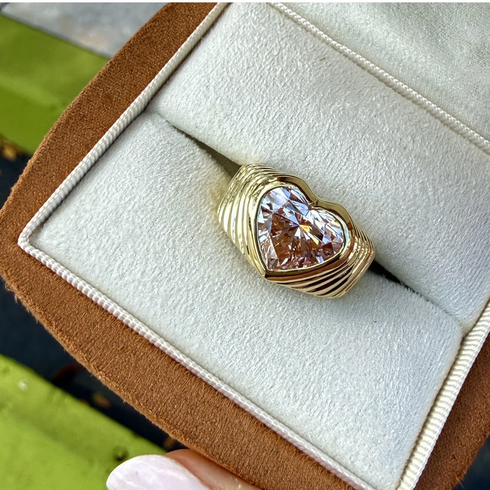 Custom Order | Rippled Effects Pink Diamond Heart Ring Ring {{ catogery }} {{ Collections }}