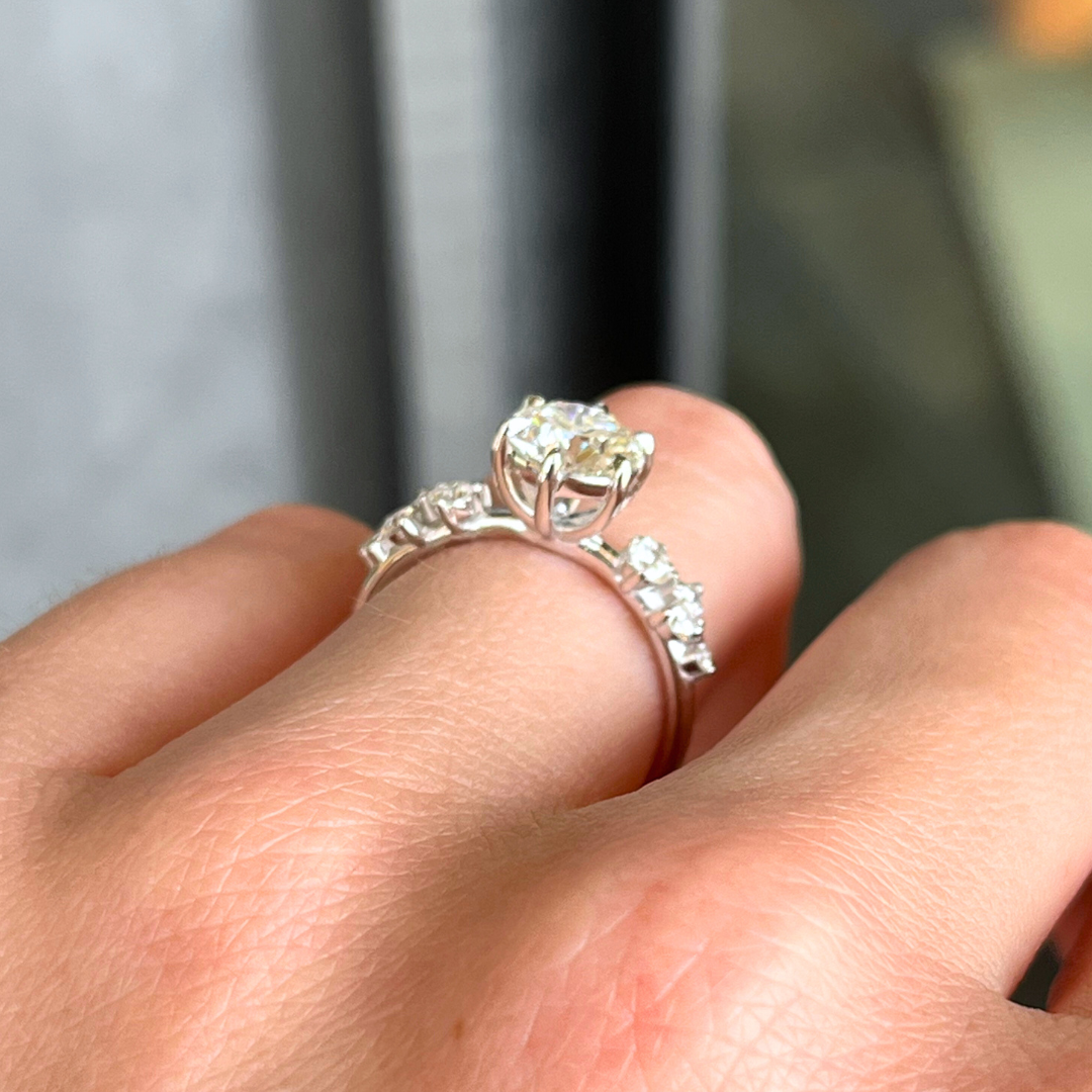 Custom Order | Scattered Diamond Engagement Ring Ring {{ catogery }} {{ Collections }}