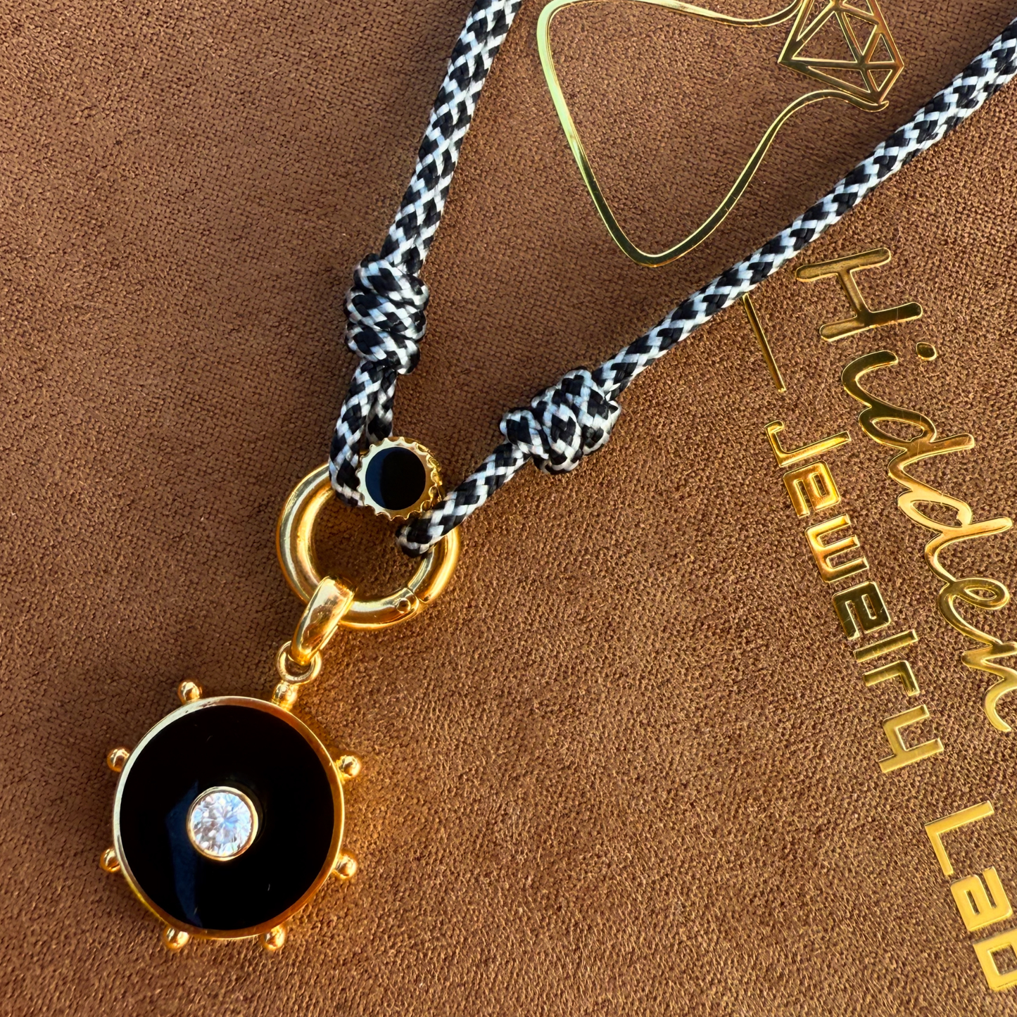 Slipknot Paracord Cord Necklace | 18K Gold